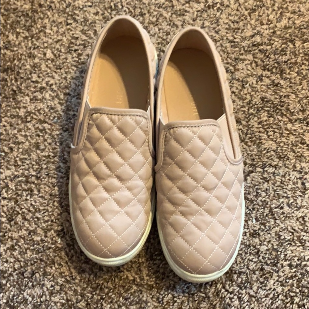 Blush Madden Girl quilted slip on shoes